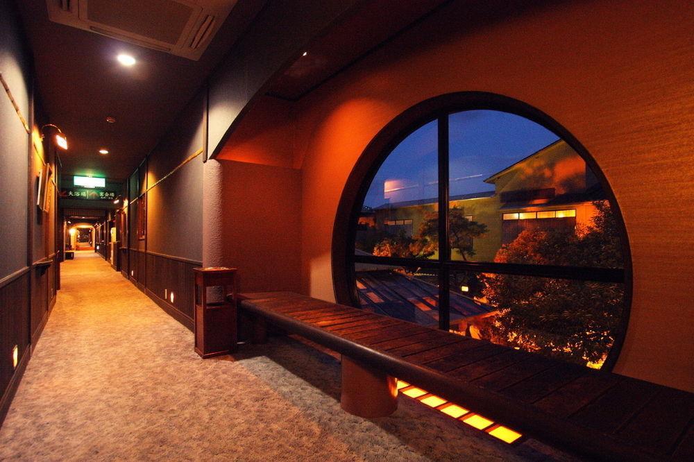 Yuraku Hotel Awara Екстериор снимка